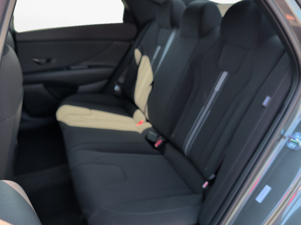 KMHLM4DG3TU216143 2026 Hyundai Elantra SEL Sport