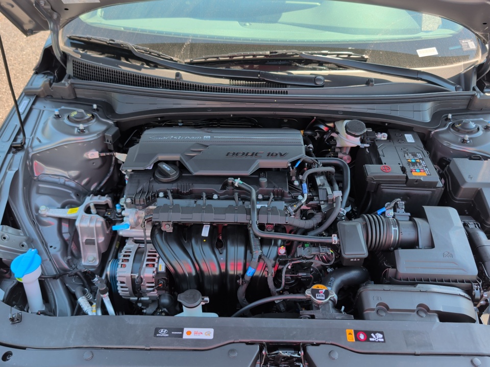 KMHLM4DG3TU216143 2026 Hyundai Elantra SEL Sport