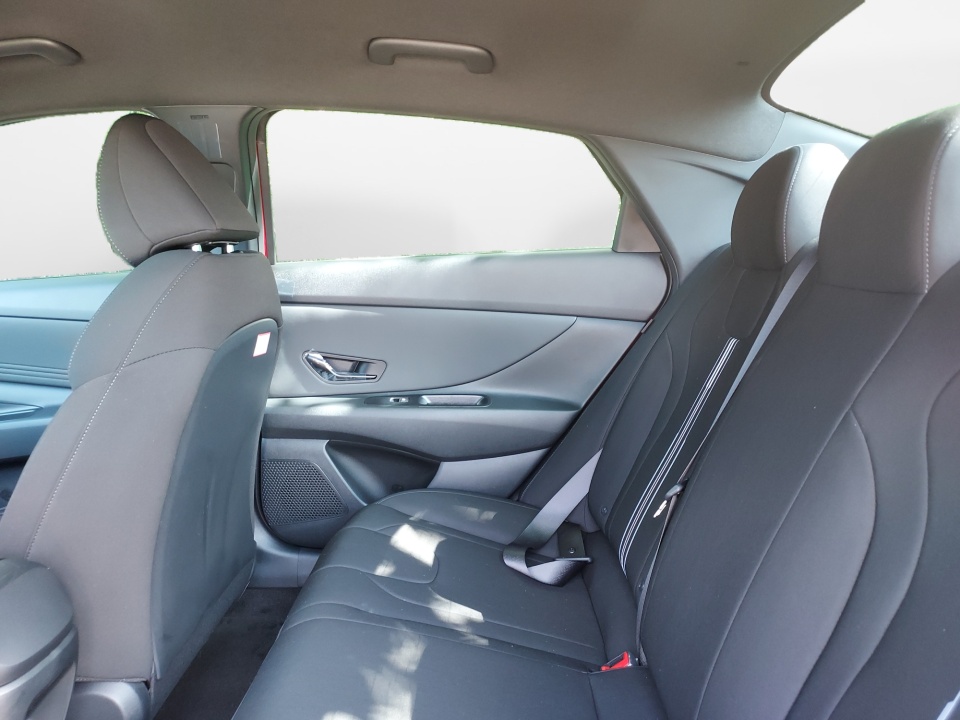 KMHLM4DG5SU043546 2025 Hyundai Elantra SEL Sport