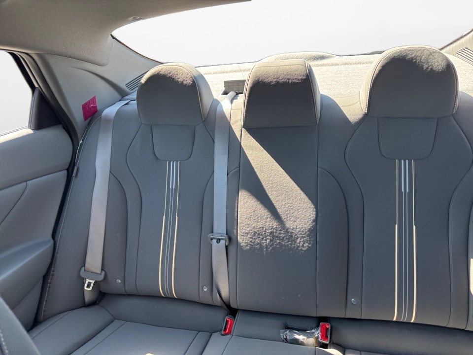 KMHLM4DG7SU060901 2025 Hyundai Elantra SEL Sport