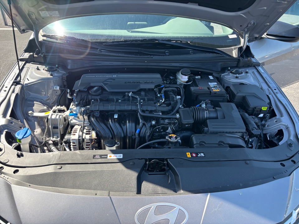 KMHLM4DG7SU060901 2025 Hyundai Elantra SEL Sport