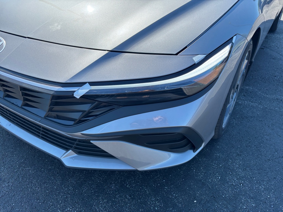 KMHLM4DG7SU060901 2025 Hyundai Elantra SEL Sport