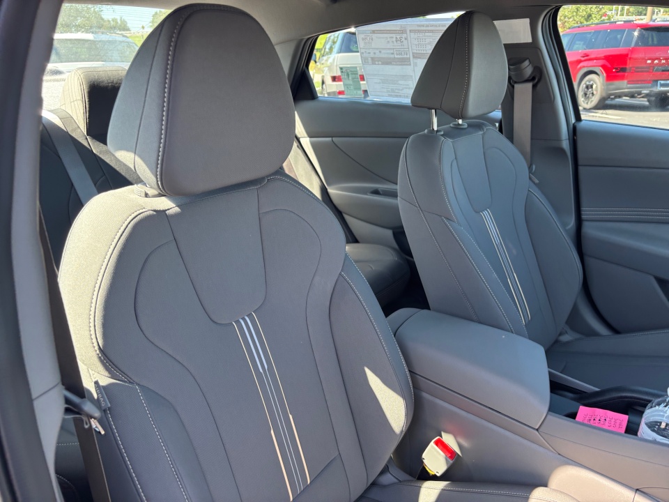 KMHLM4DG7SU060901 2025 Hyundai Elantra SEL Sport