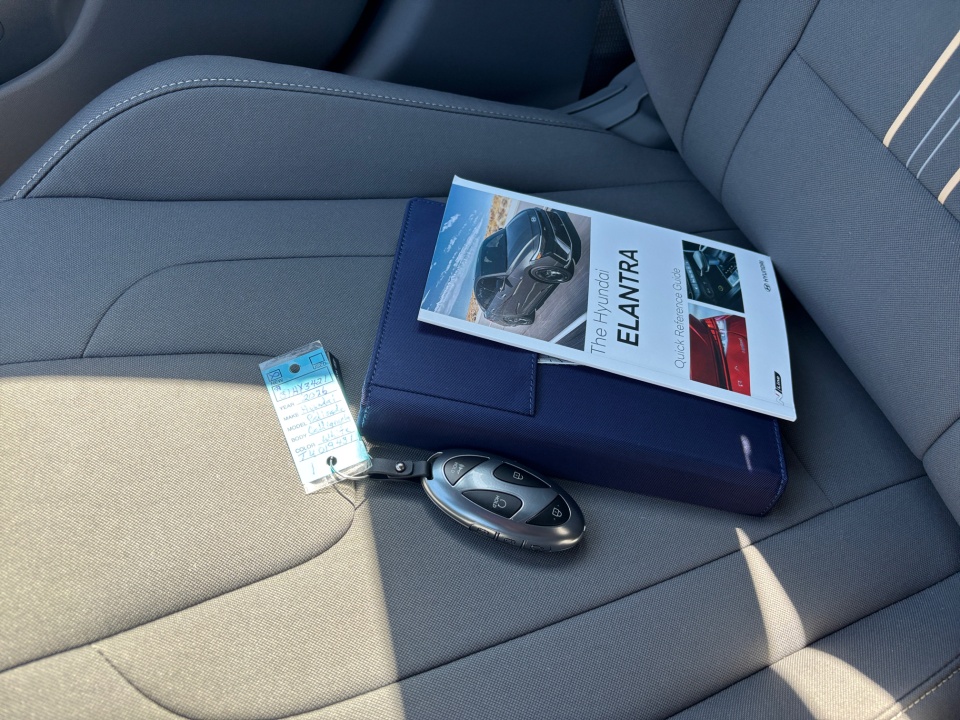 KMHLM4DG7SU060901 2025 Hyundai Elantra SEL Sport