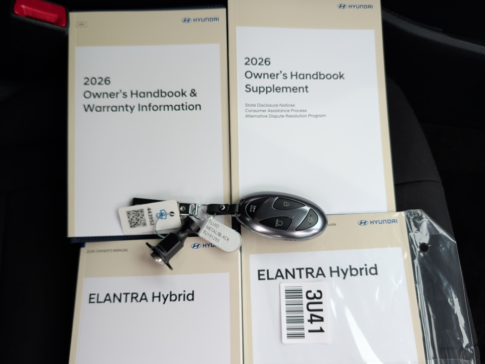 KMHLM4DJ0TU191293 2026 Hyundai Elantra Hybrid Blue