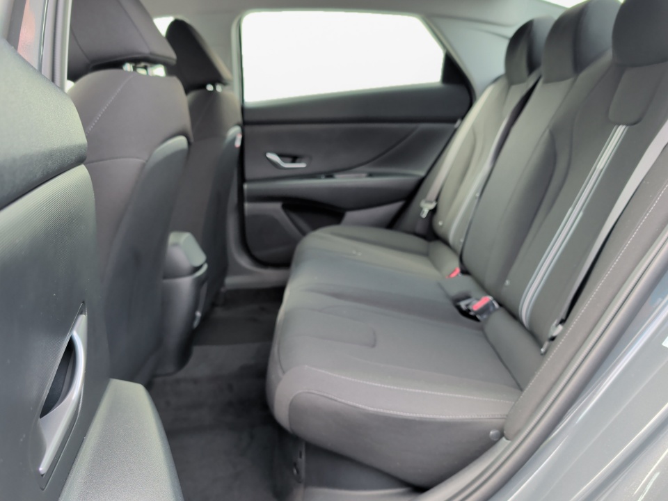 KMHLM4DJ6TU203351 2026 Hyundai Elantra Hybrid Blue