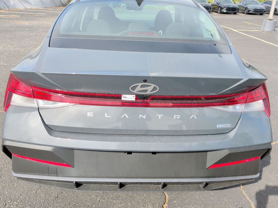 KMHLM4DJ6TU203351 2026 Hyundai Elantra Hybrid Blue