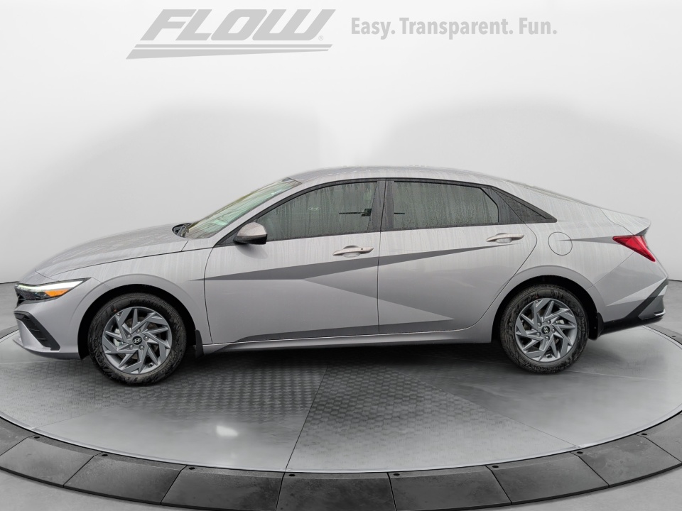 KMHLM4DJ9TU183225 2026 Hyundai Elantra Hybrid Blue