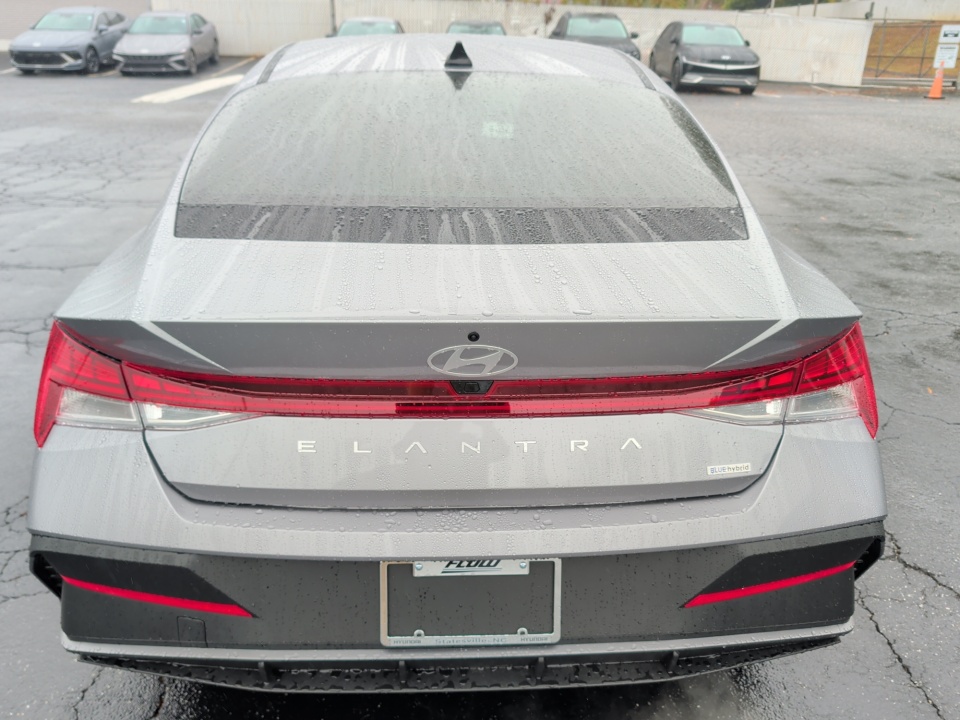 KMHLM4DJ9TU183225 2026 Hyundai Elantra Hybrid Blue