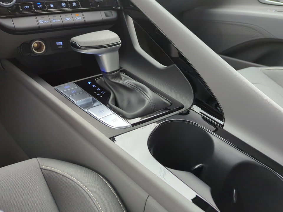 KMHLM4DJ9TU196668 2026 Hyundai Elantra Hybrid Blue