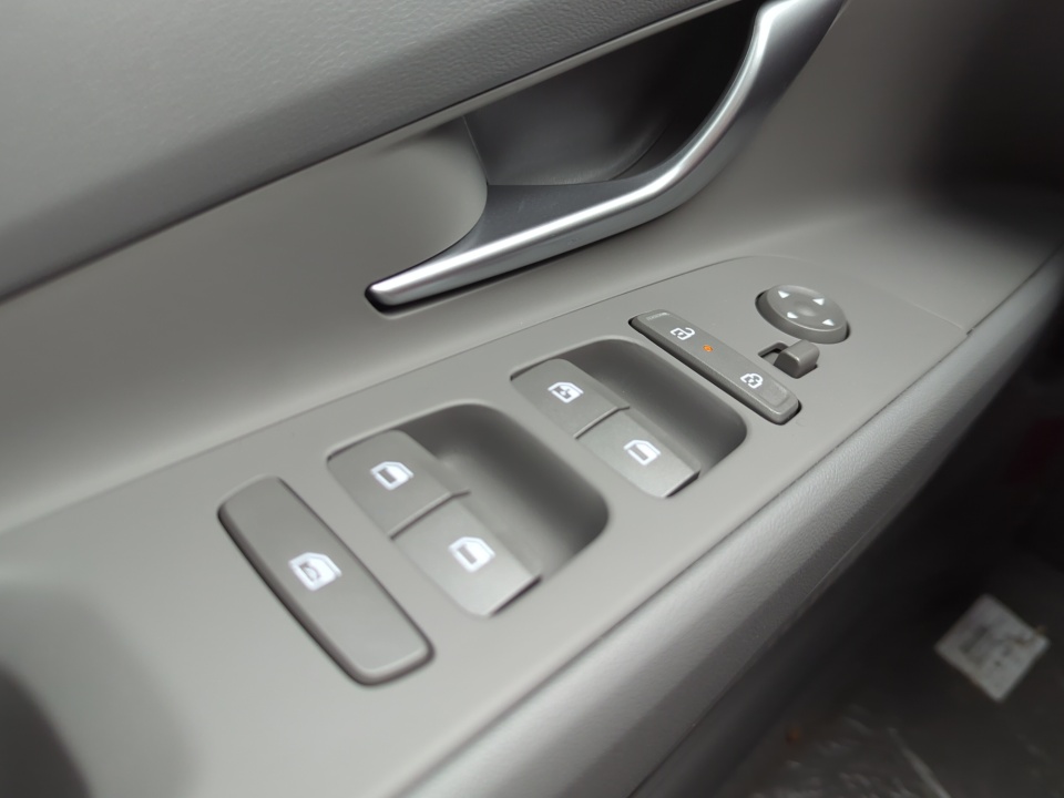 KMHLM4DJ9TU196668 2026 Hyundai Elantra Hybrid Blue