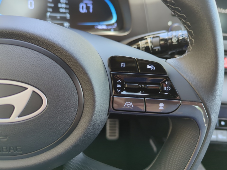 KMHLS4DG2TU202417 2026 Hyundai Elantra SEL Sport Premium