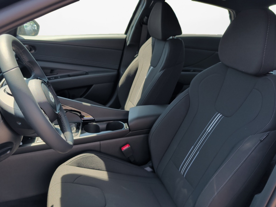 KMHLS4DG5TU210625 2026 Hyundai Elantra SEL Sport Premium