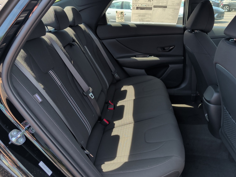 KMHLS4DG5TU210625 2026 Hyundai Elantra SEL Sport Premium