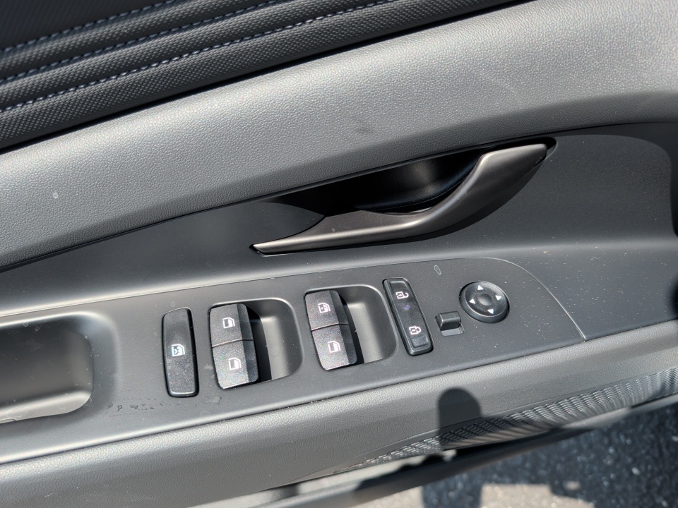 KMHLS4DG6TU222816 2026 Hyundai Elantra SEL Sport Premium
