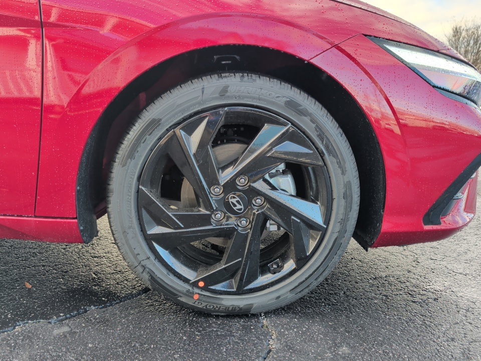 KMHLS4DG8TU127352 2026 Hyundai Elantra SEL Sport Premium