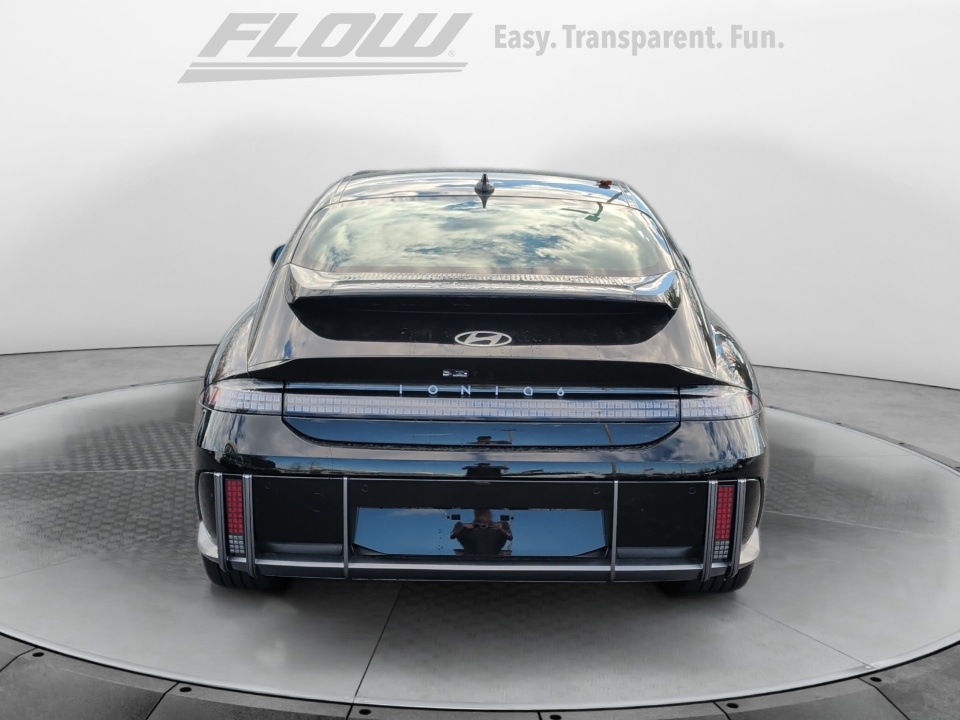 KMHM24AA8SA114962 2025 Hyundai IONIQ 6 SE