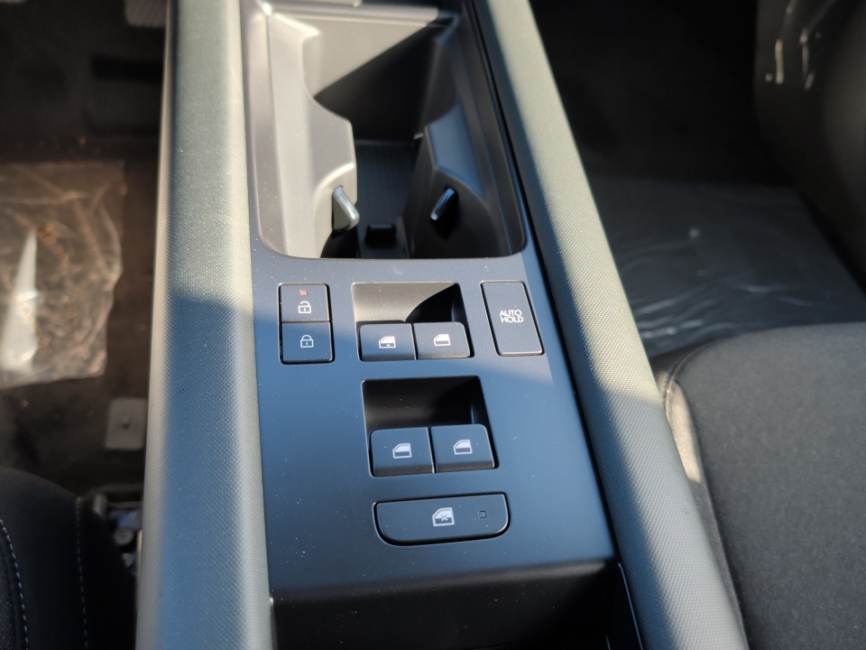 KMHM24AA8SA114962 2025 Hyundai IONIQ 6 SE