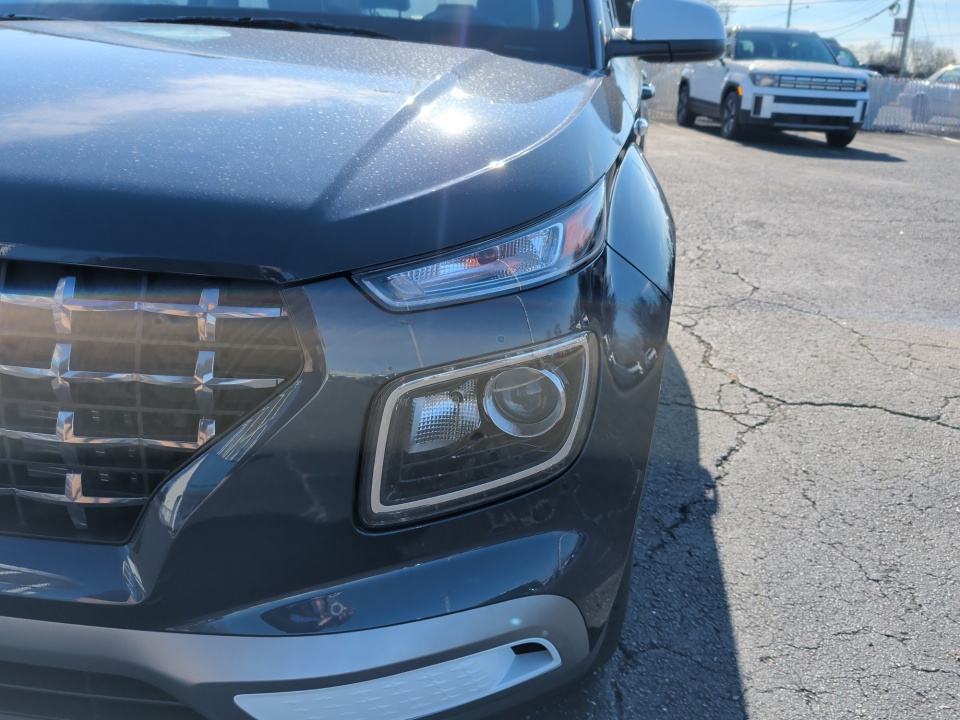 KMHRC8A33TU433018 2026 Hyundai Venue SEL w/Two-Tone Roof