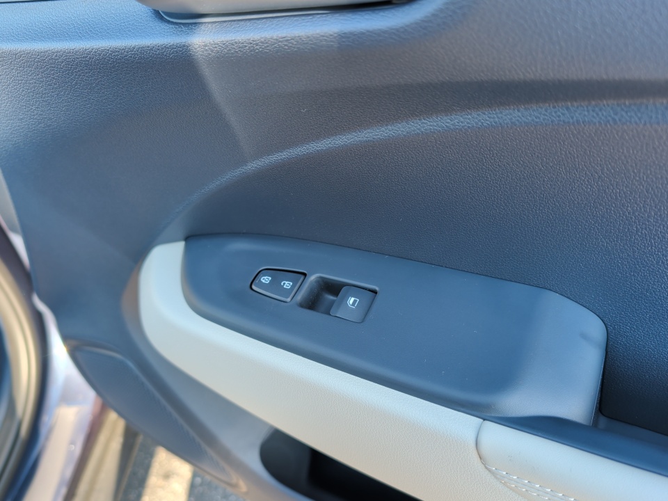 KMHRC8A33TU433018 2026 Hyundai Venue SEL w/Two-Tone Roof