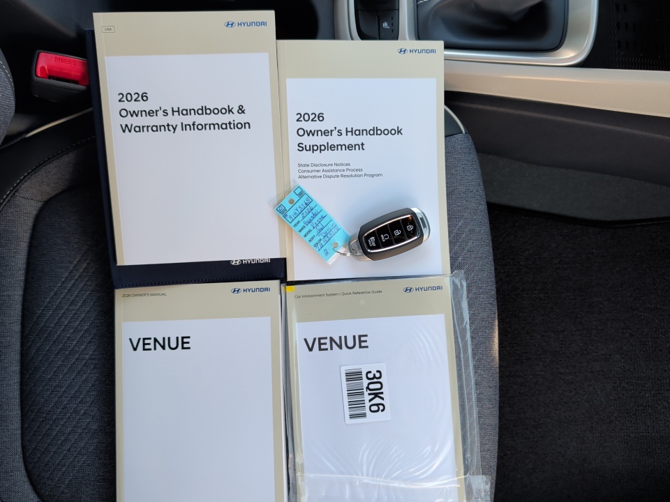 KMHRC8A33TU433018 2026 Hyundai Venue SEL w/Two-Tone Roof