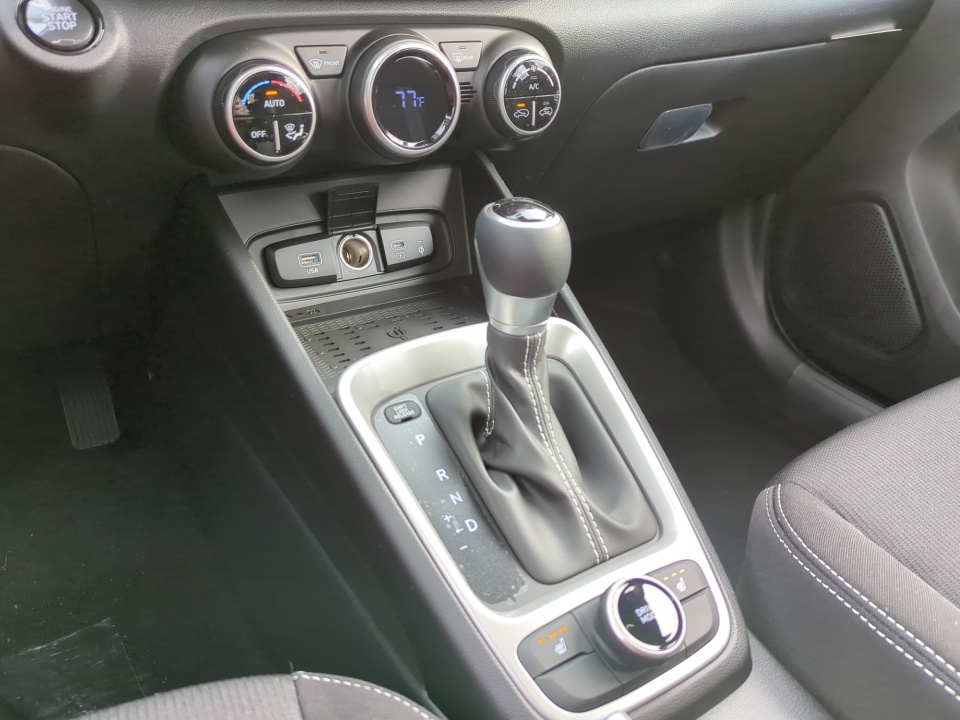 KMHRC8A36TU432347 2026 Hyundai Venue SEL