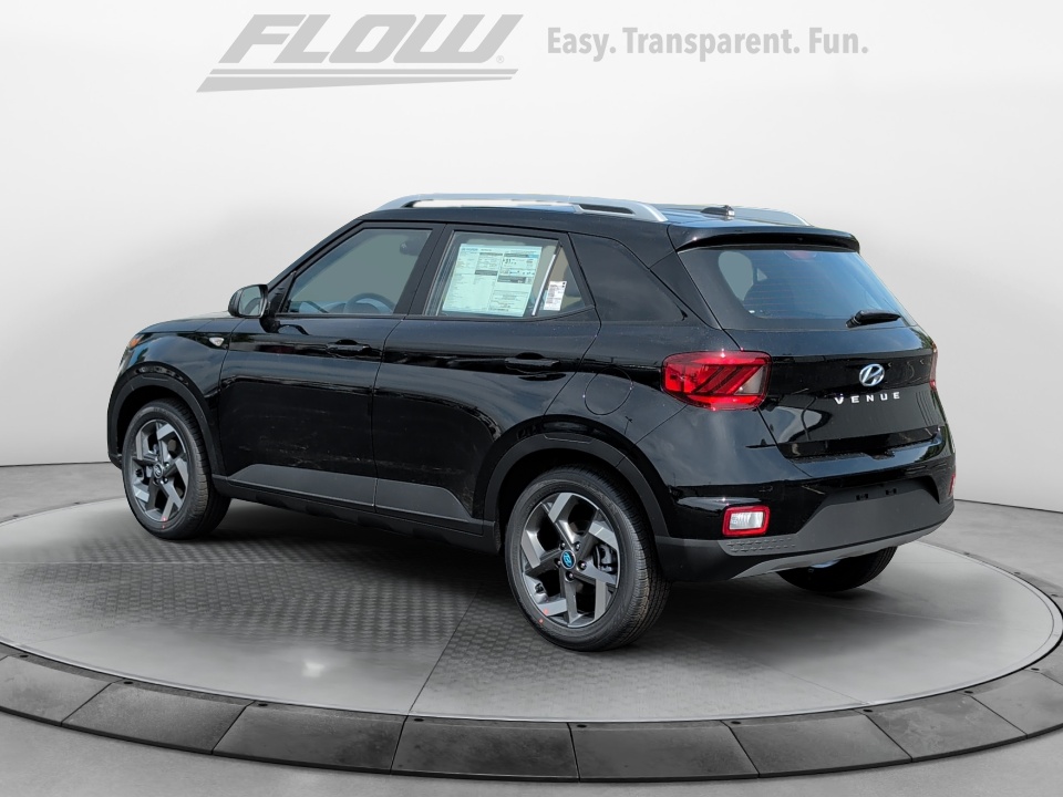 KMHRC8A37TU465566 2026 Hyundai Venue SEL