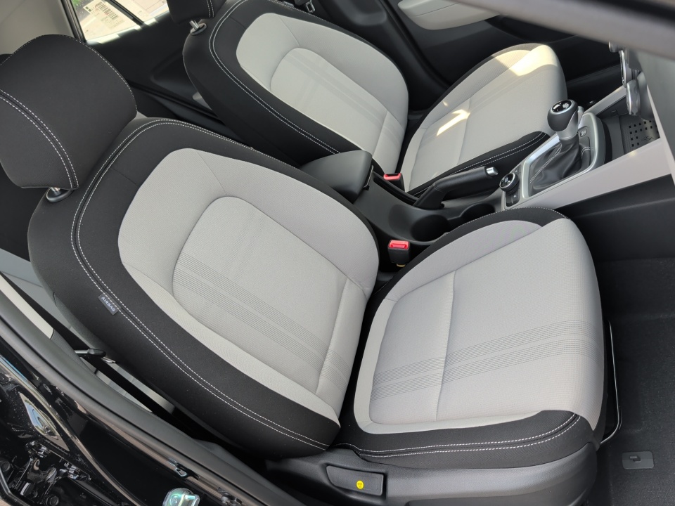 KMHRC8A37TU465566 2026 Hyundai Venue SEL