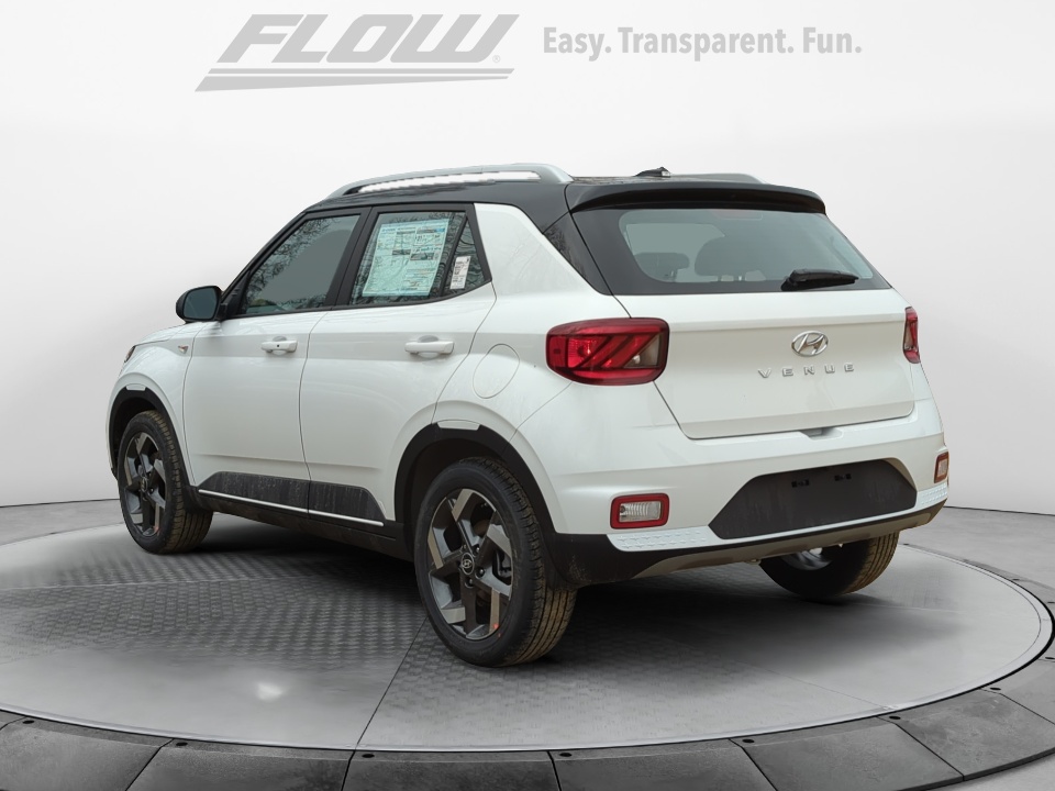 KMHRC8A38TU434519 2026 Hyundai Venue SEL w/Two-Tone Roof