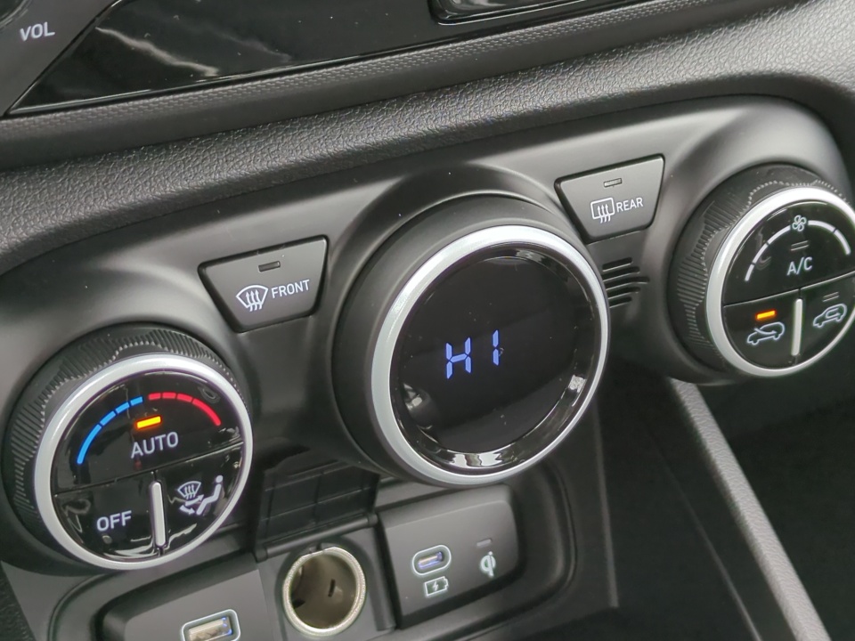 KMHRC8A38TU434519 2026 Hyundai Venue SEL w/Two-Tone Roof