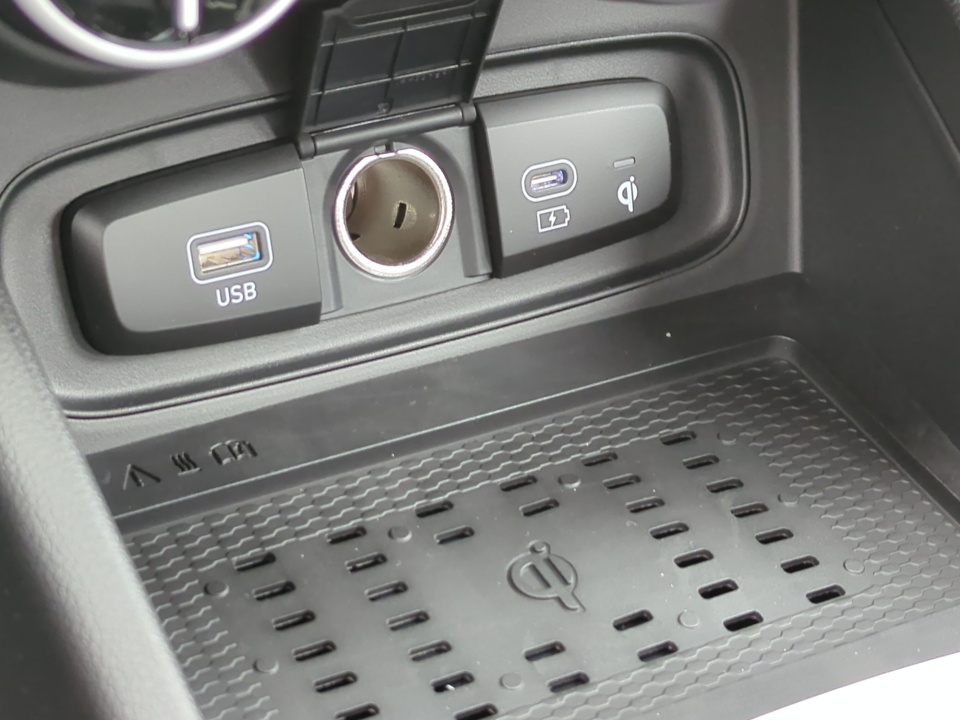 KMHRC8A38TU434519 2026 Hyundai Venue SEL w/Two-Tone Roof