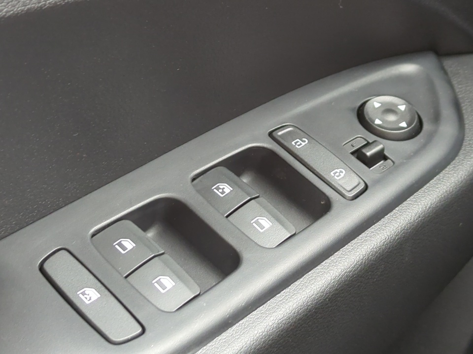 KMHRC8A38TU434519 2026 Hyundai Venue SEL w/Two-Tone Roof