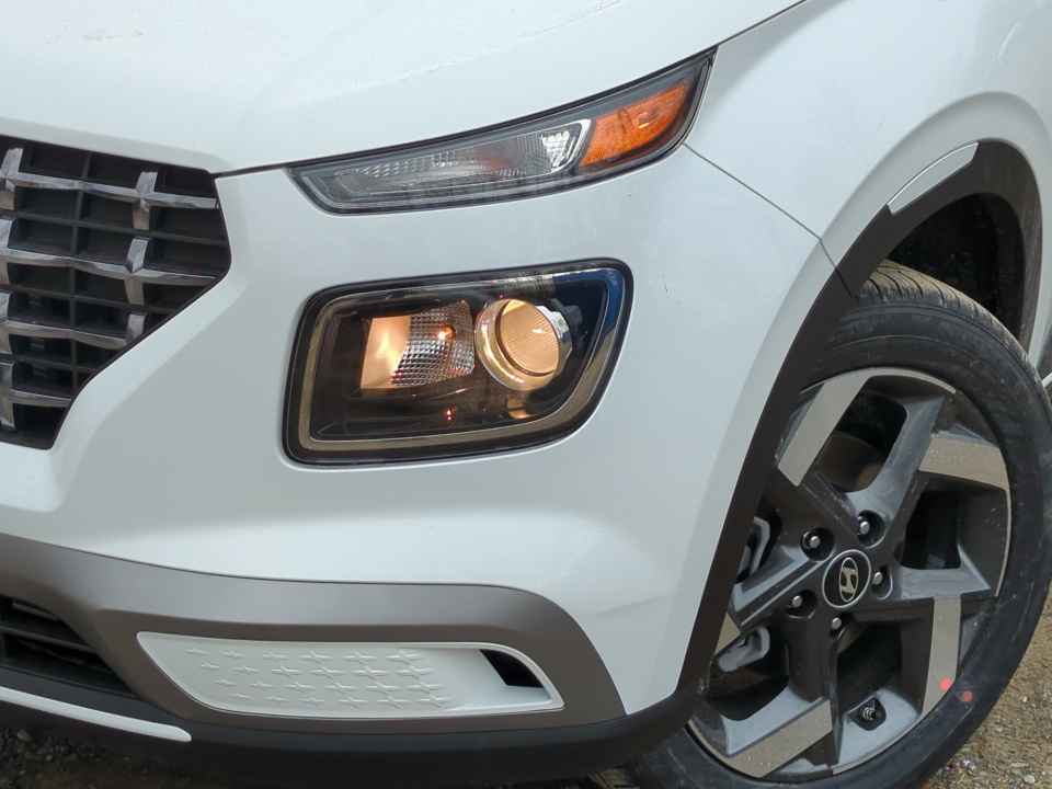 KMHRC8A38TU434519 2026 Hyundai Venue SEL w/Two-Tone Roof