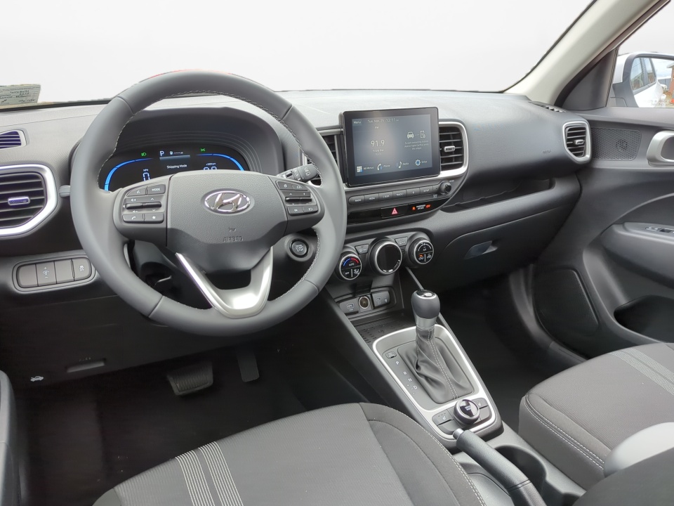 KMHRC8A39TU429491 2026 Hyundai Venue SEL