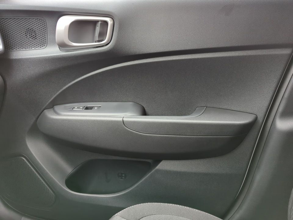 KMHRC8A39TU429491 2026 Hyundai Venue SEL