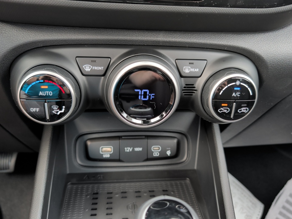 KMHRC8A39TU464855 2026 Hyundai Venue SEL