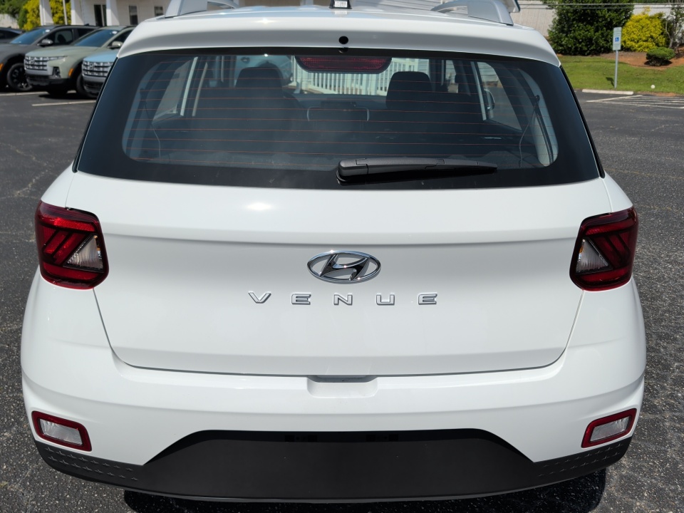 KMHRC8A3XTU472754 2026 Hyundai Venue SEL