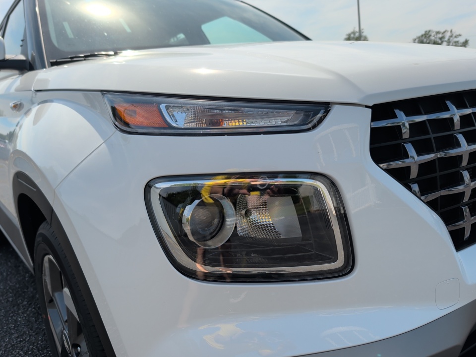 KMHRC8A3XTU472754 2026 Hyundai Venue SEL