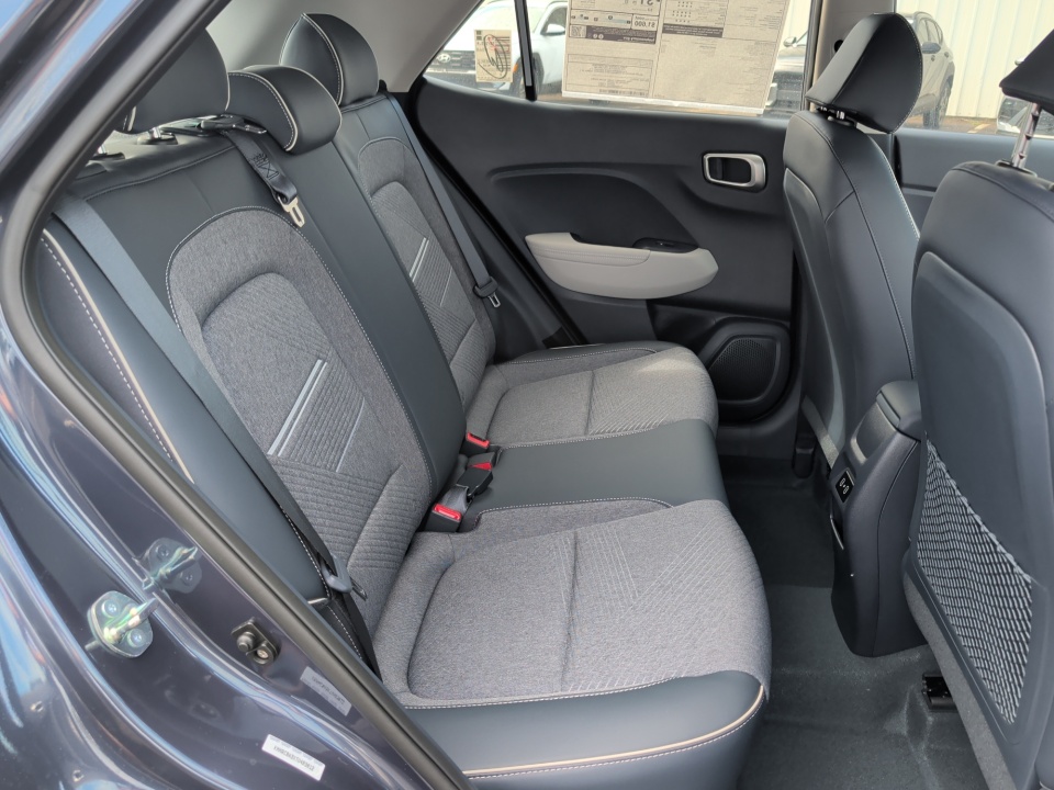 KMHRC8A3XTU483012 2026 Hyundai Venue SEL