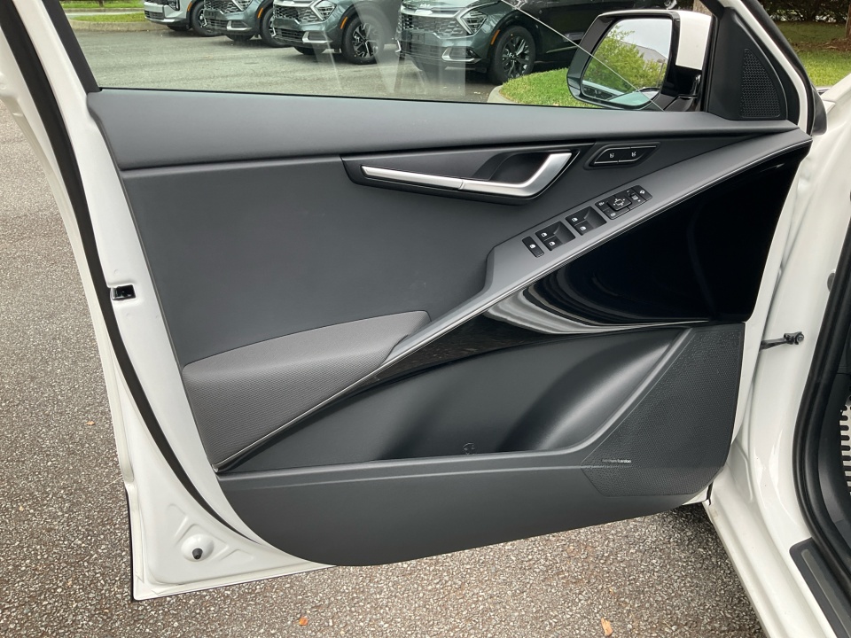 KNDCT3L10S5144096 2025 Kia Niro EV Wave