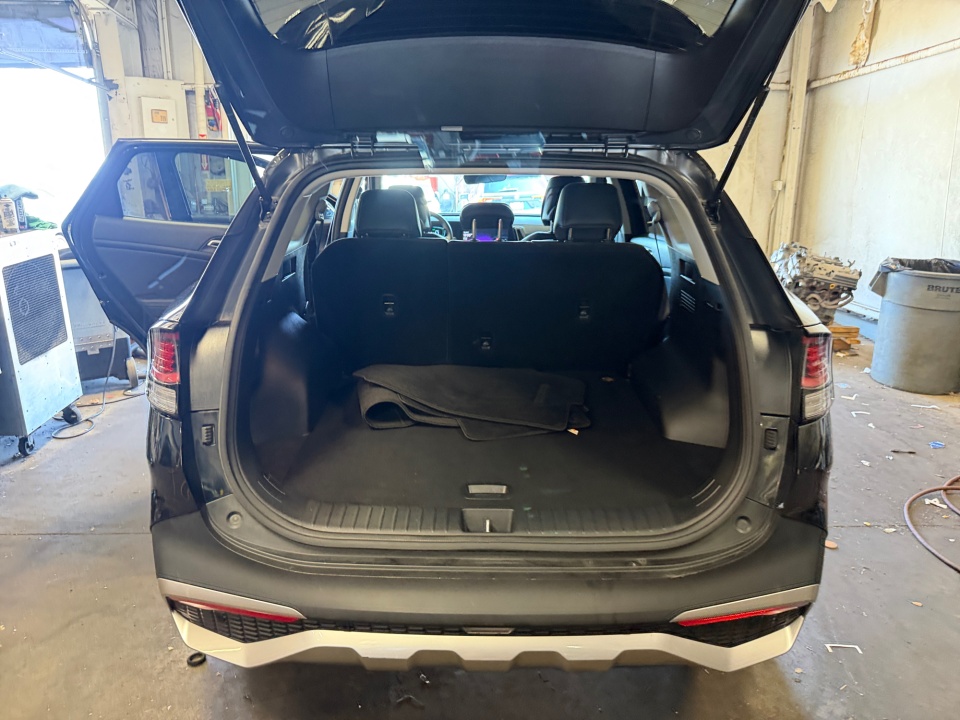 Used 2023 Kia Sportage Hybrid SUV