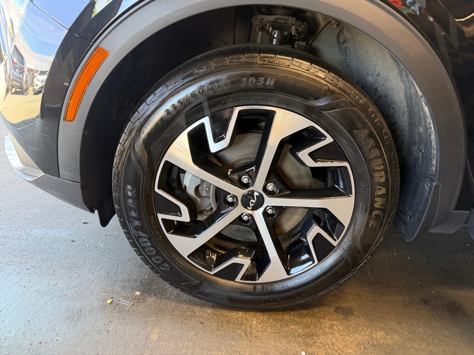 Used 2023 Kia Sportage Hybrid SUV