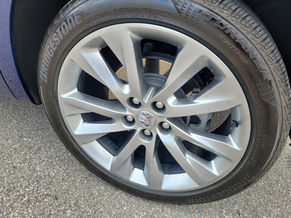 Used 2023 Buick Envision SUV
