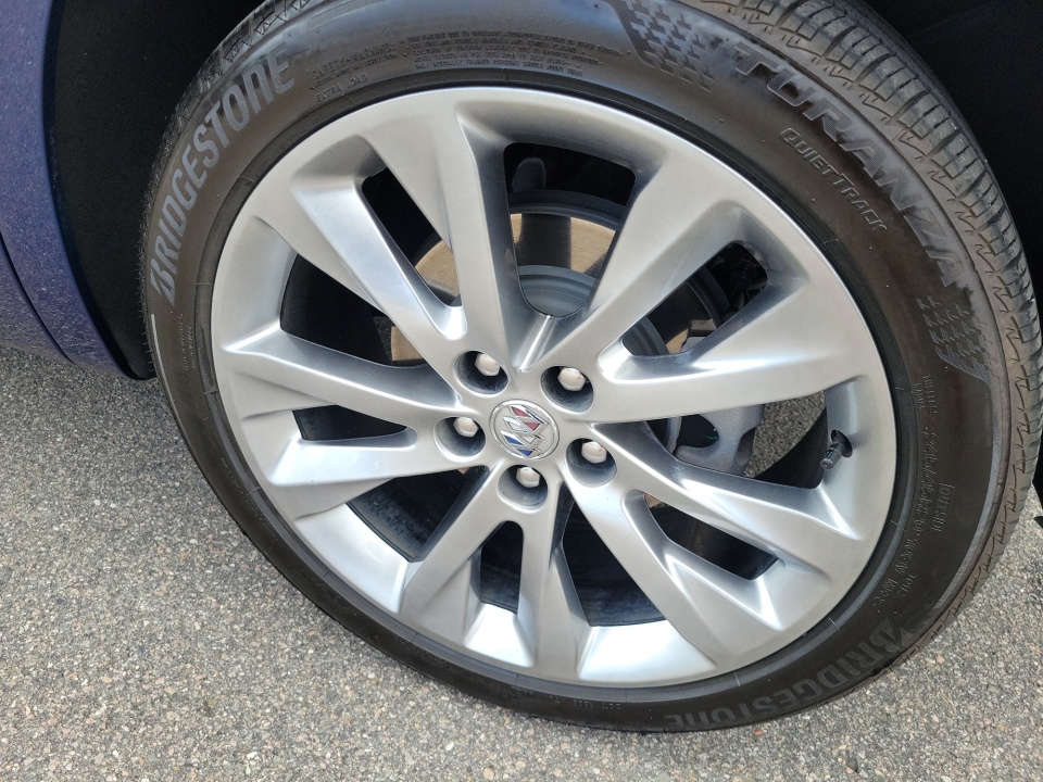 Used 2023 Buick Envision SUV