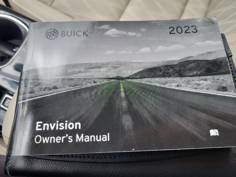 Used 2023 Buick Envision SUV