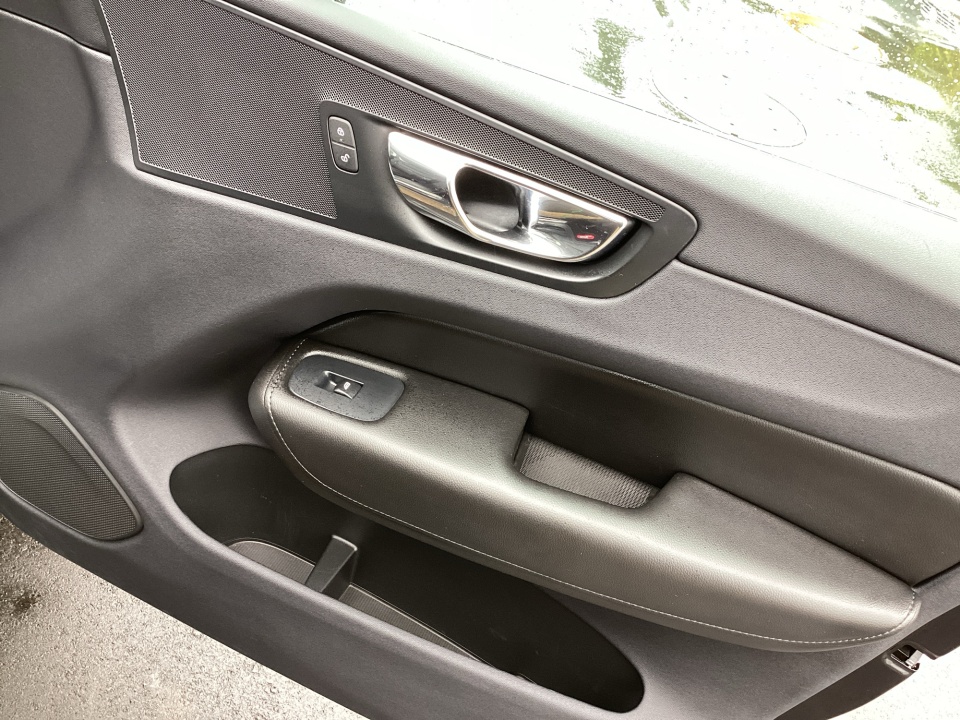 LYV102DK4KB197479 2019 Volvo XC60 Momentum