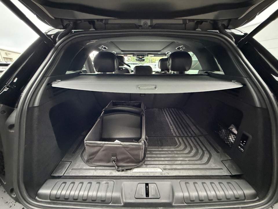 Used 2025 Land rover Range Rover Sport SUV