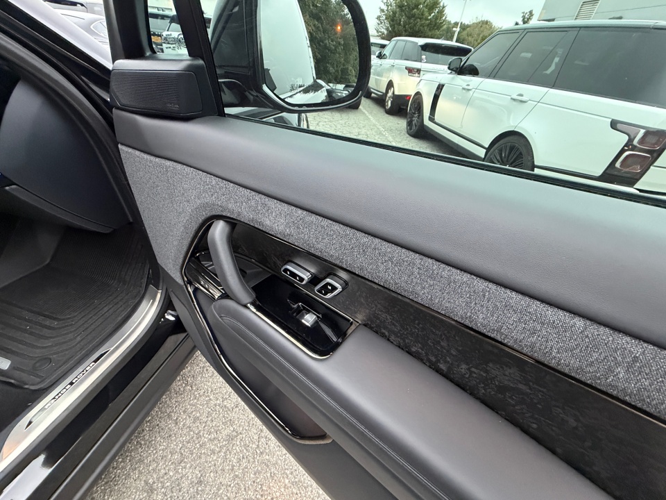 Used 2025 Land rover Range Rover Sport SUV