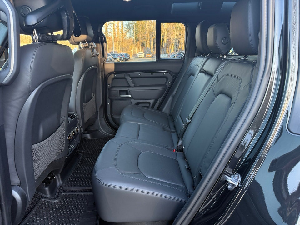 SALE27EU1T2512257 2026 Land Rover Defender P400 X-Dynamic SE