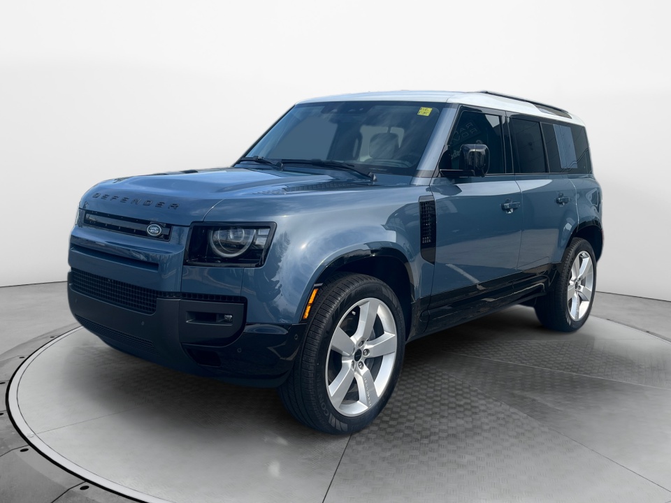 new 2026 Land Rover Defender P400 X-Dynamic SE
